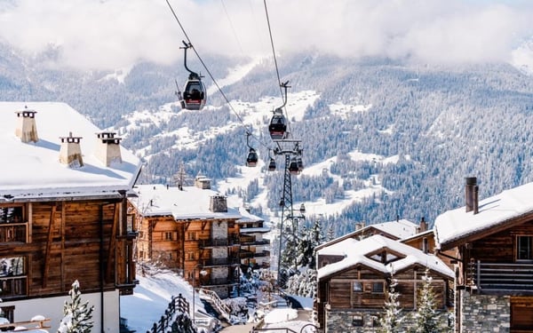 Our Guide to Skiing in Switzerland: Verbier or Zermatt?