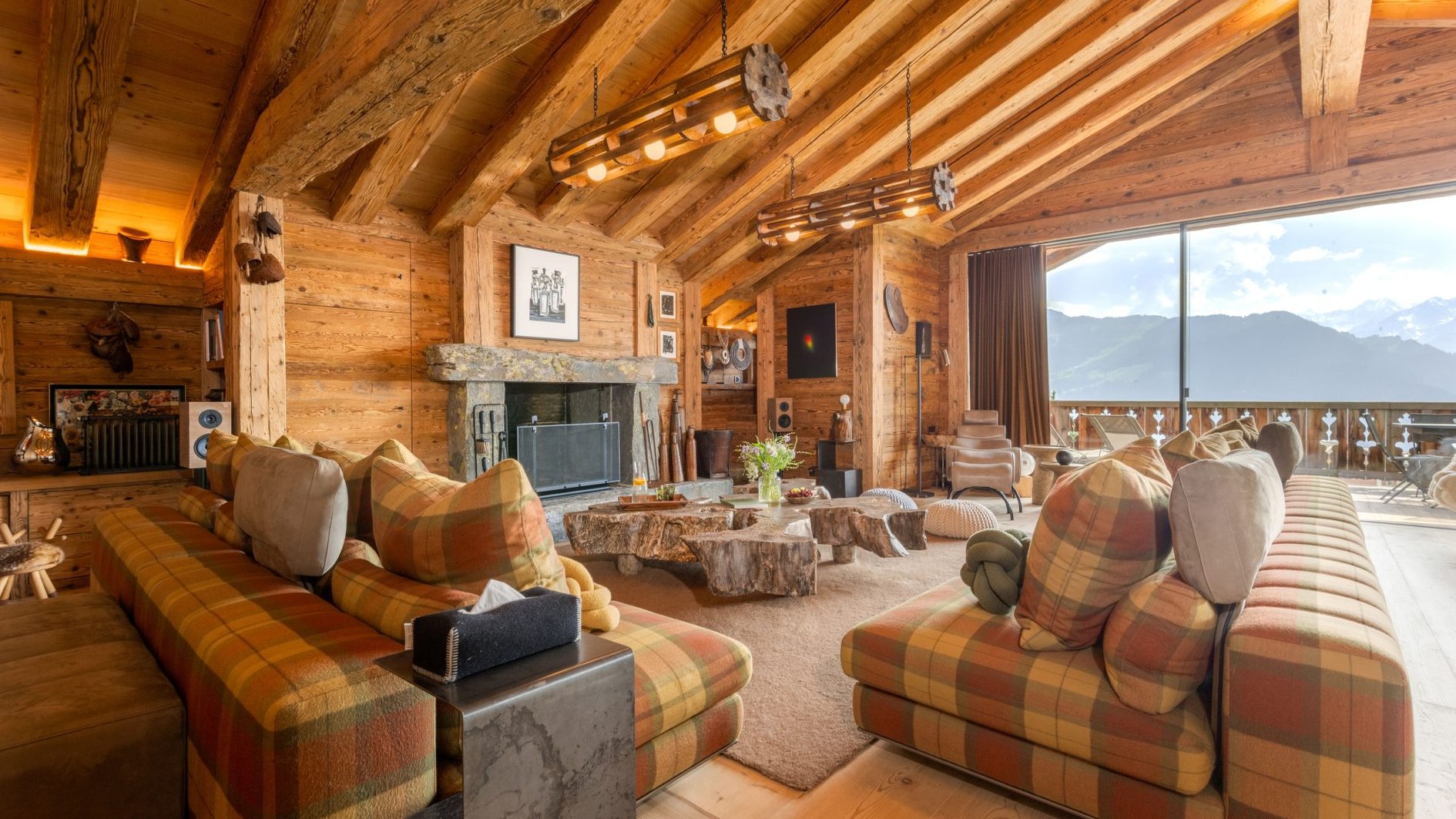 Alex Penthouse in Verbier, Switzerland - Living Area