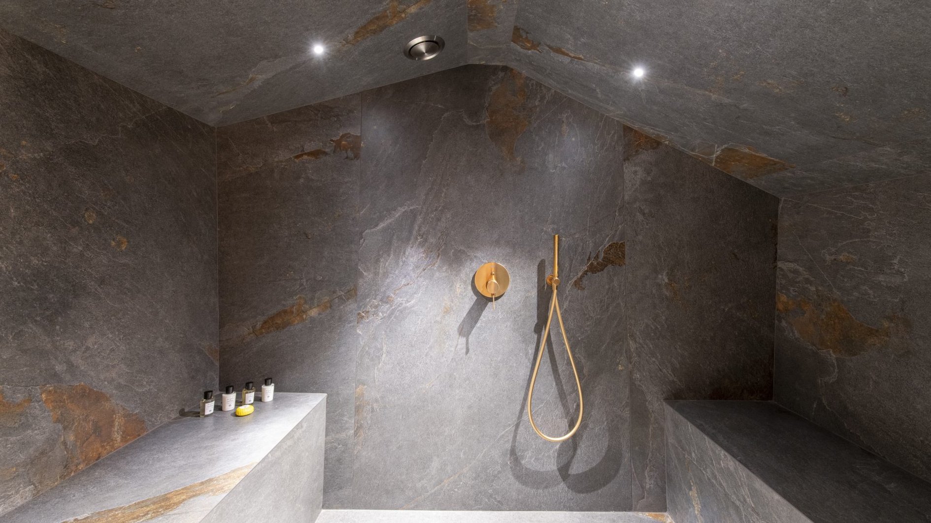 Chalet Caribou in Méribel, France - Hammam