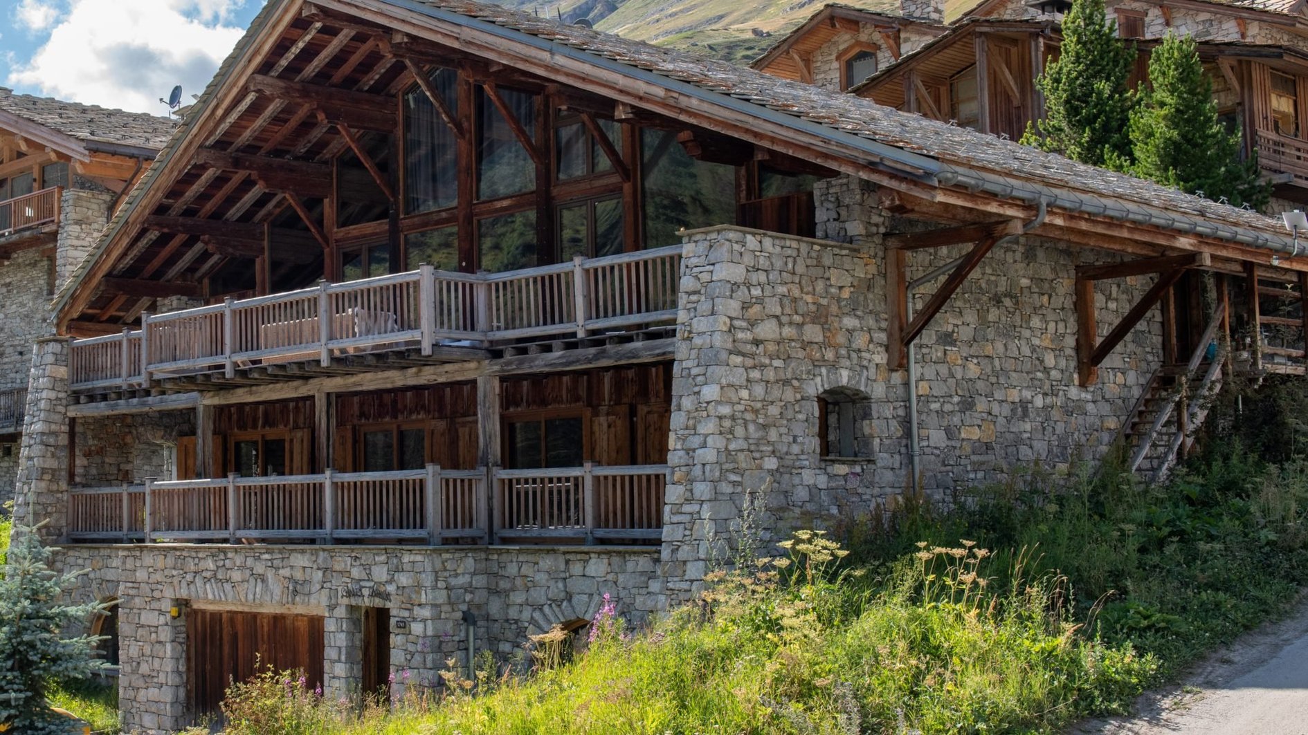 Chalet Lashca in Val d'Isère, France - Chalet exterior