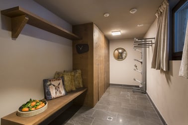 Agate - Ski Room