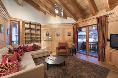 Alex - Living Area