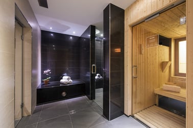 Alex - Sauna