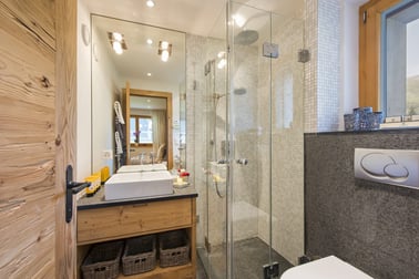 Apartment Saana - Bathrooms
