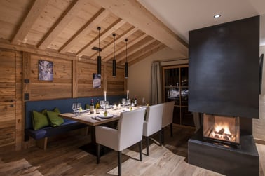 Brunnenhof 13 - Dining Area