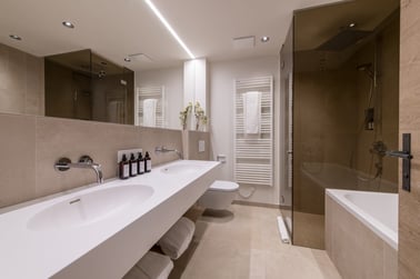 Brunnenhof 3 - Bathrooms