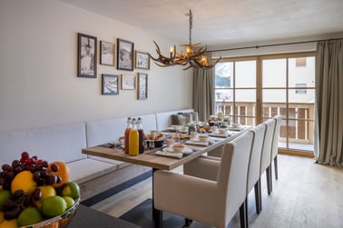 Brunnenhof 3 - Dining Area