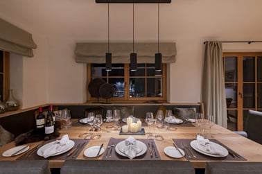 Brunnenhof 4 - Dining Area
