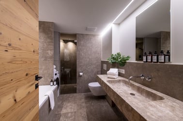 Brunnenhof 9 - Bathrooms