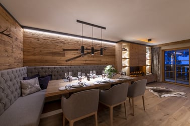 Brunnenhof 9 - Dining Area