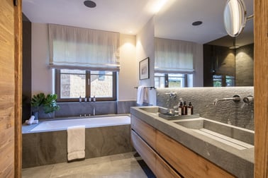 Chalech S - Bathrooms