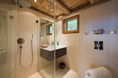 Chalet Alpin Roc - Bathrooms