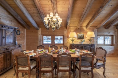 Chalet Bavaria - Dining Area