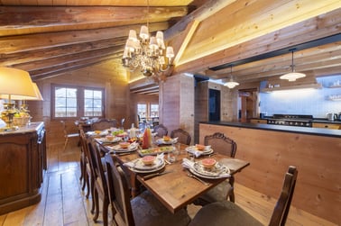 Chalet Bavaria - Dining Area