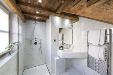 Chalet Carat - Bathrooms