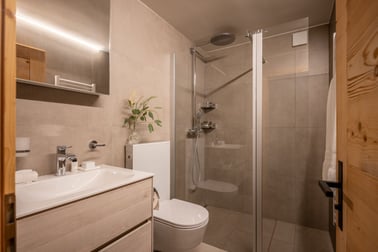 Chalet Clos d’Abeilles - Bathrooms