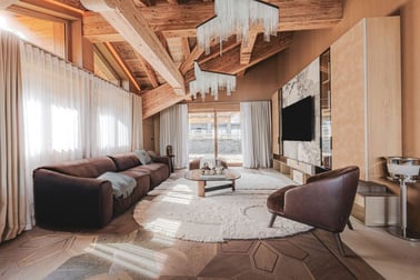 Chalet Eylia - Entertainment Area/TV room