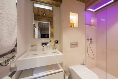 Chalet La Datcha - Bathrooms