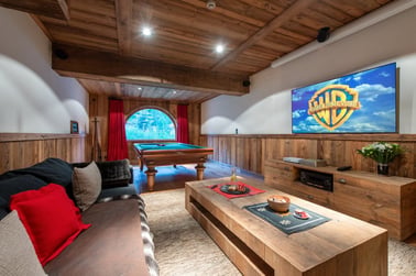 Chalet Lashca - Cinema Room