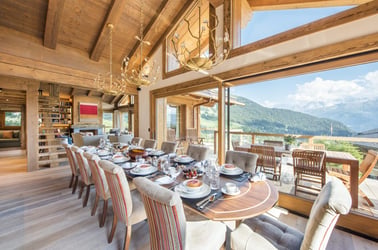 Chalet Les Etrennes - Dining Area