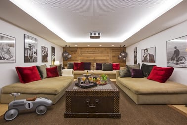 Dent Blanche - Cinema Room