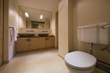 Deux Rivieres - Bathrooms