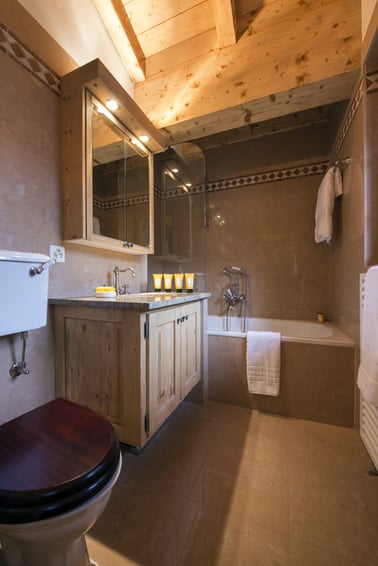 Deux Rivieres - Bathrooms