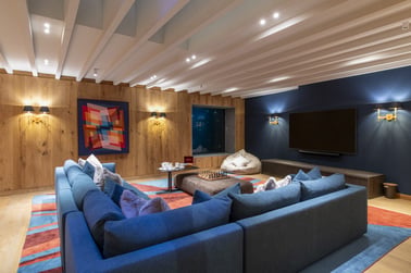 Etoile du Nord – East Wing - TV room