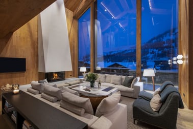 Etoile du Nord – East Wing - Living Area