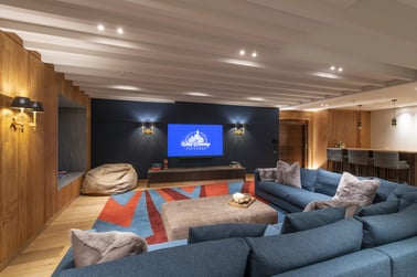 Etoile du Nord – East Wing - TV room