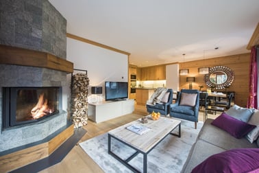 Schwarzee - Living Area