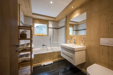 Haus Leytron - Bathrooms