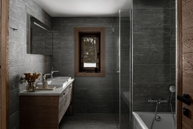 Le 1550 - Bathrooms