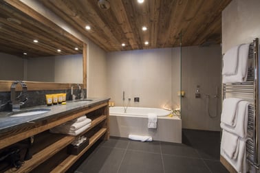 Mont Tremblant - Bathrooms