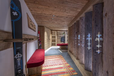Peter Pan - Ski Room