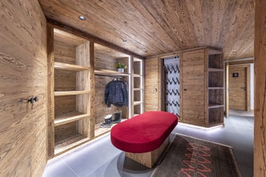 Peter Pan - Ski Room