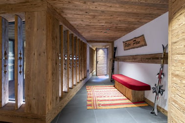 Peter Pan - Ski Room
