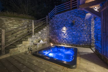 Petiti - Hot tub