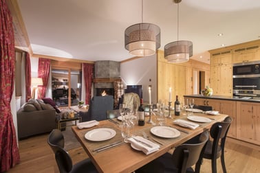 Furi - Dining Area