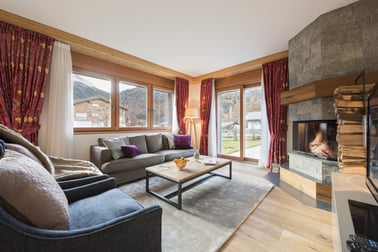 Furi - Living Area