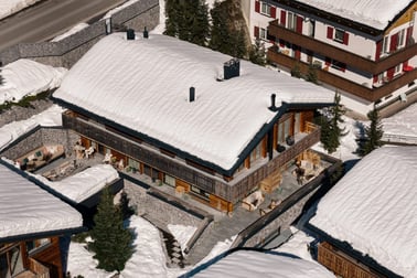Steinlodge Lech - Exterior and views