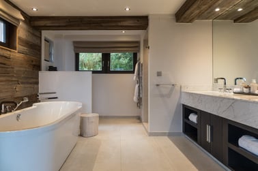 The Lodge - Bathrooms