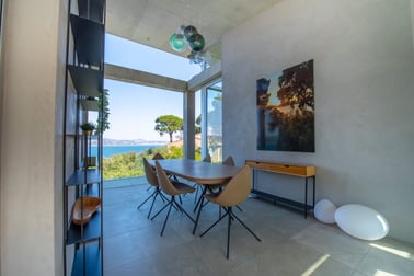 Villa Euphoria - Living Area