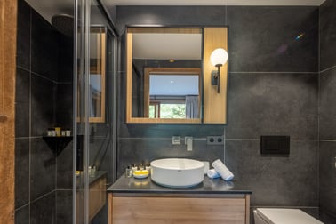 Apartment Serene - Bathrooms