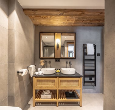 Apartment Serene - Bathrooms