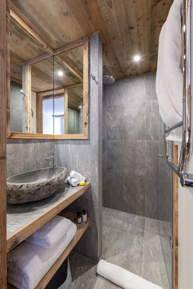 Arolay Apartment 2 - Bathrooms