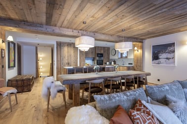 Arolay Apartment 2 - Dining Area