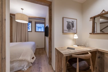 Arolay Apartment 2 - Office