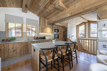 Arolay Penthouse - Kitchen