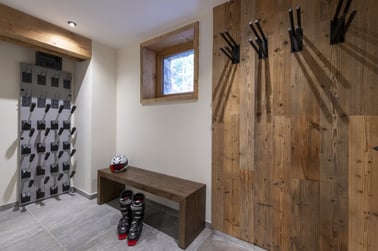 Arolay Penthouse - Ski Room